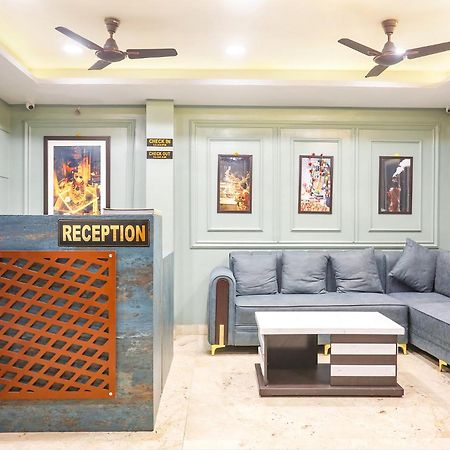 Fabhotel Hari Kunj 900 M From Kashi Vishwanath Temple Варанаси Екстериор снимка